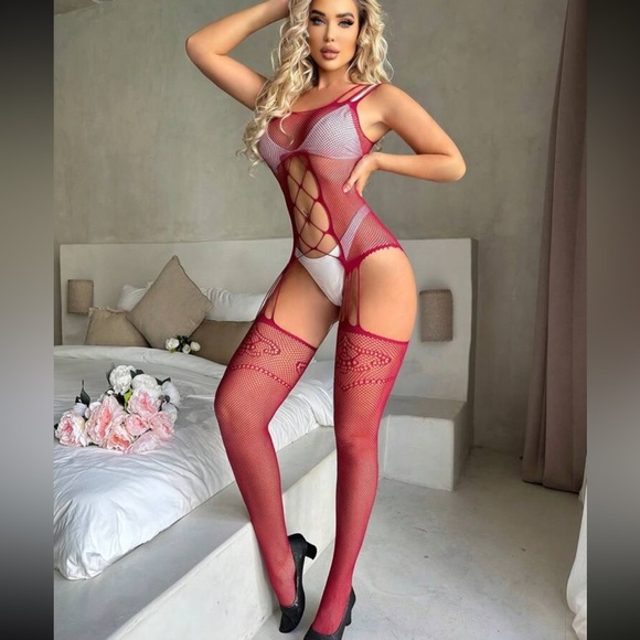 Red Hollow Out Pattern Sleeveless Fishnet Bodysuit - Picture 3 of 6